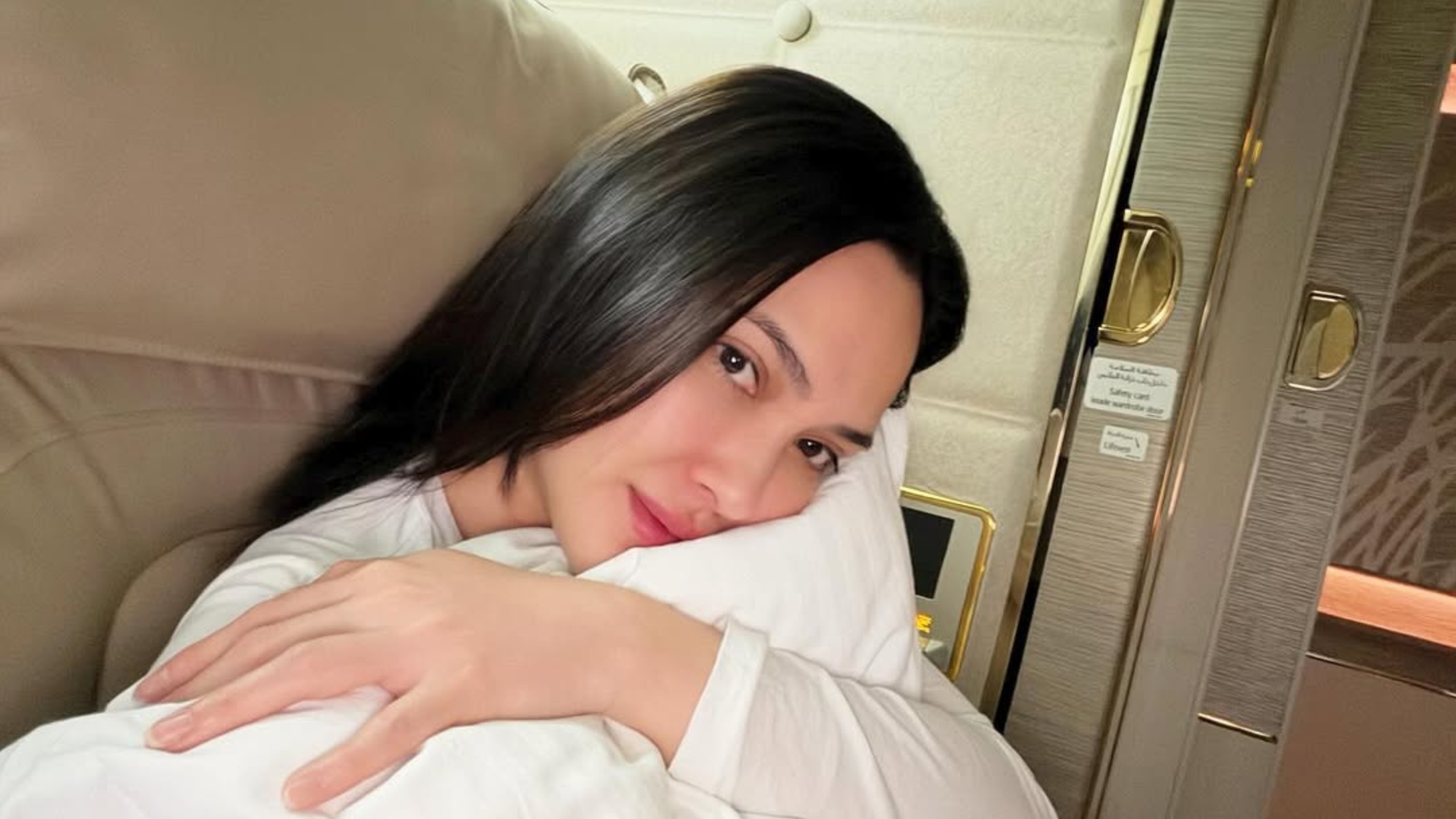 Artis Shandy Aulia. IG : @shandyaulia