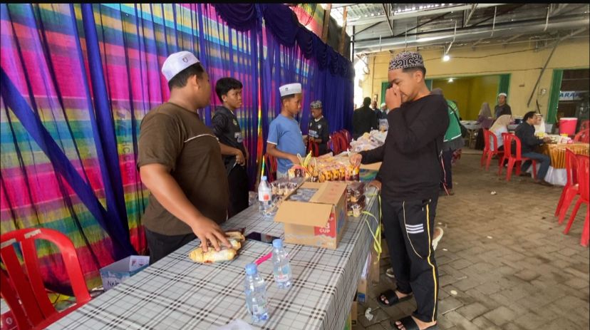 Posko Relawan Sampit Km 6 Sampit.MIFTAH/KALTENGPOS.JAWAPOS.COM
