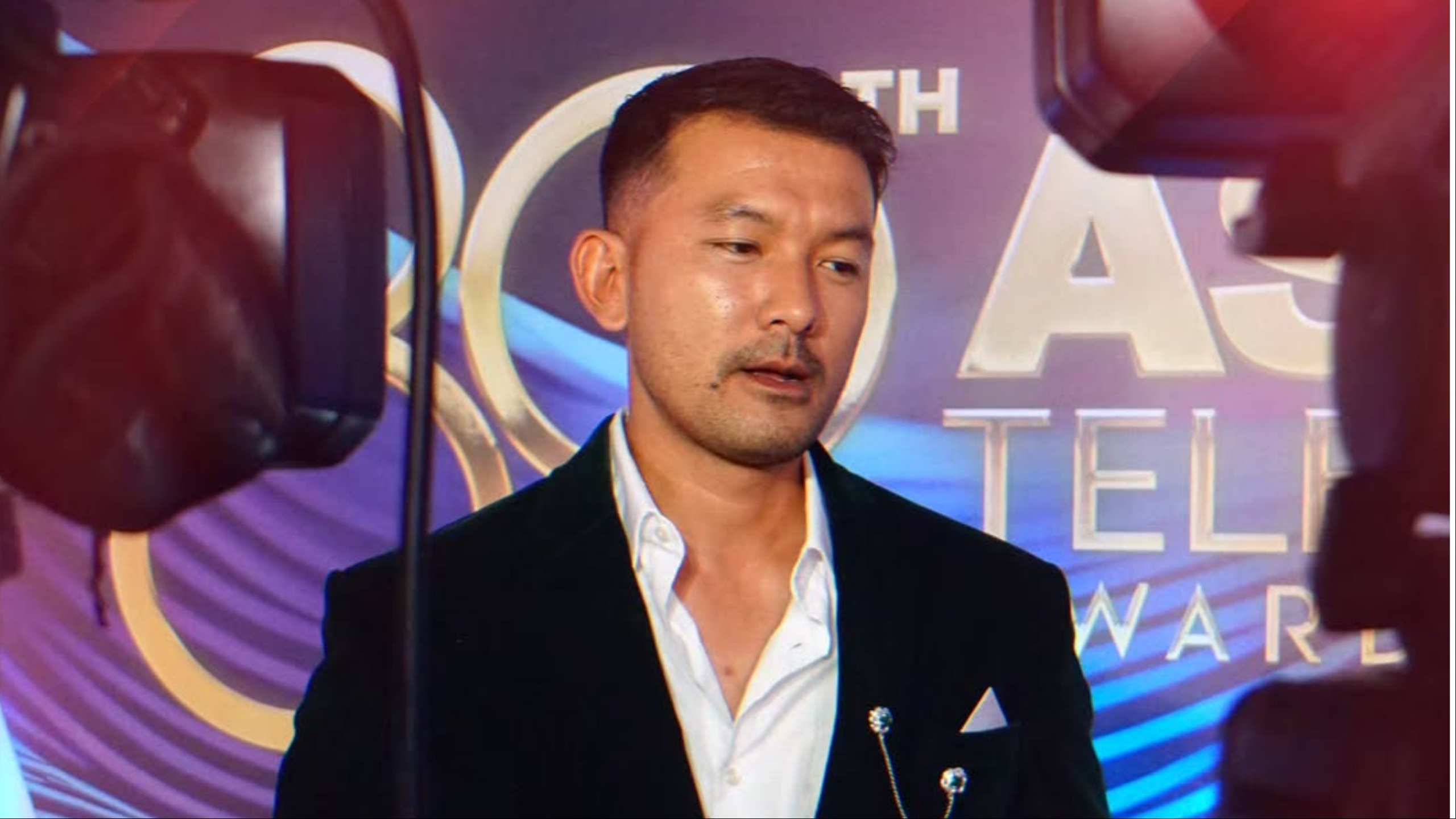 Aktor Rio Dewanto membintangi film Kuyank. IG : @riodewanto