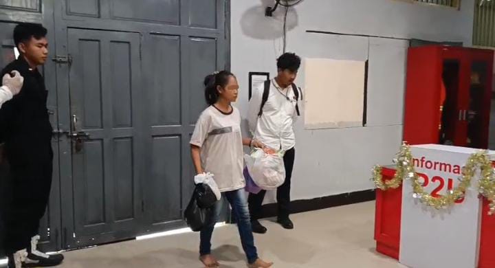 SNB diamankan petugas setelah kedapatan berupaya selundupkan sabu-sabu di Rutan Kuala Kapuas.RUTAN