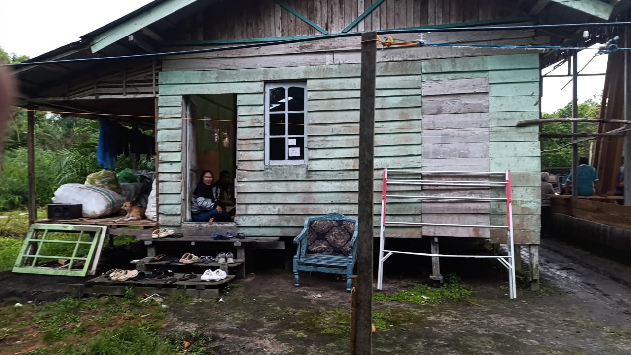 Rumah duka korban tenggelam di Danau Alam Salju.MIFTAH/KALTENGPOS.JAWAPOS.COM