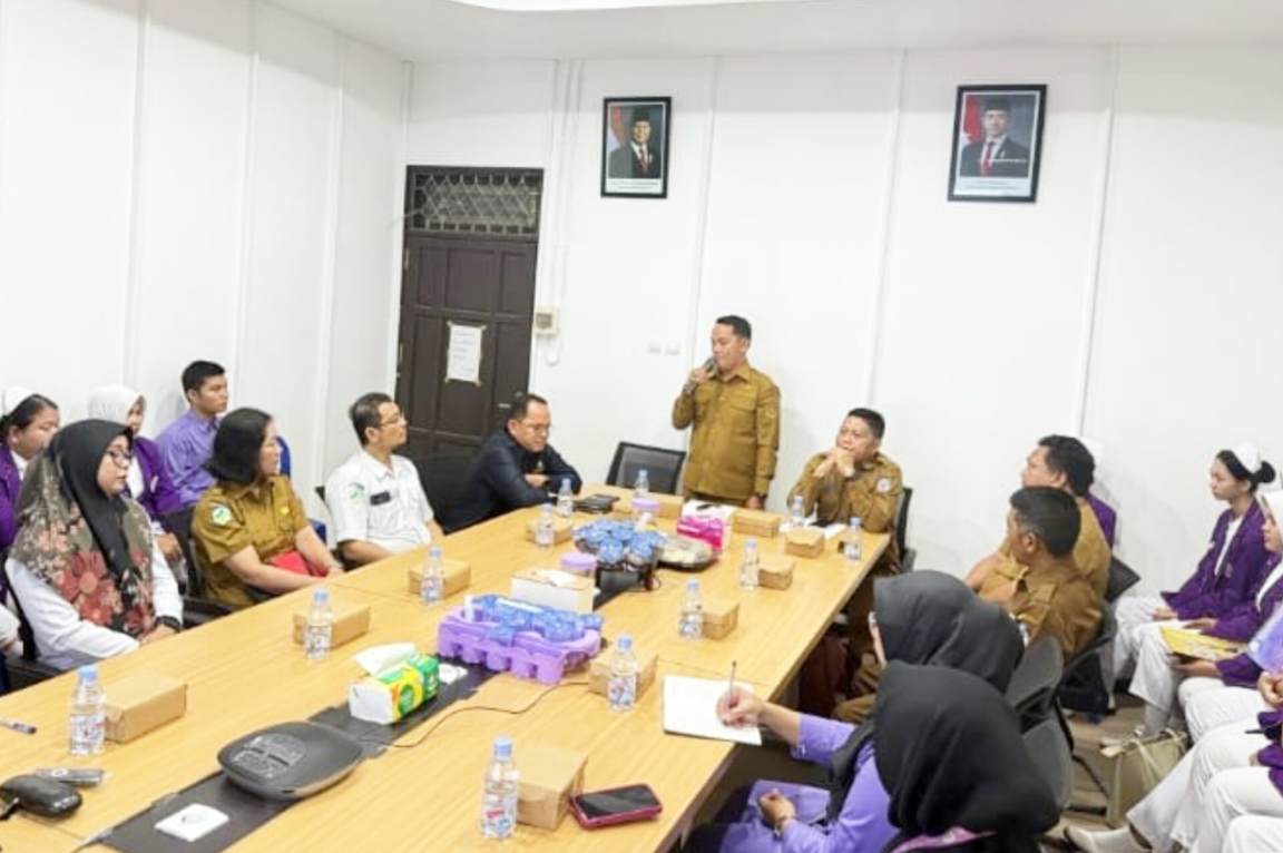 Wabup Mura, Rahmanto menyampaikan sambutan di acara Pelaksanaan Praktik Klinik Kebidanan I.HUMAS