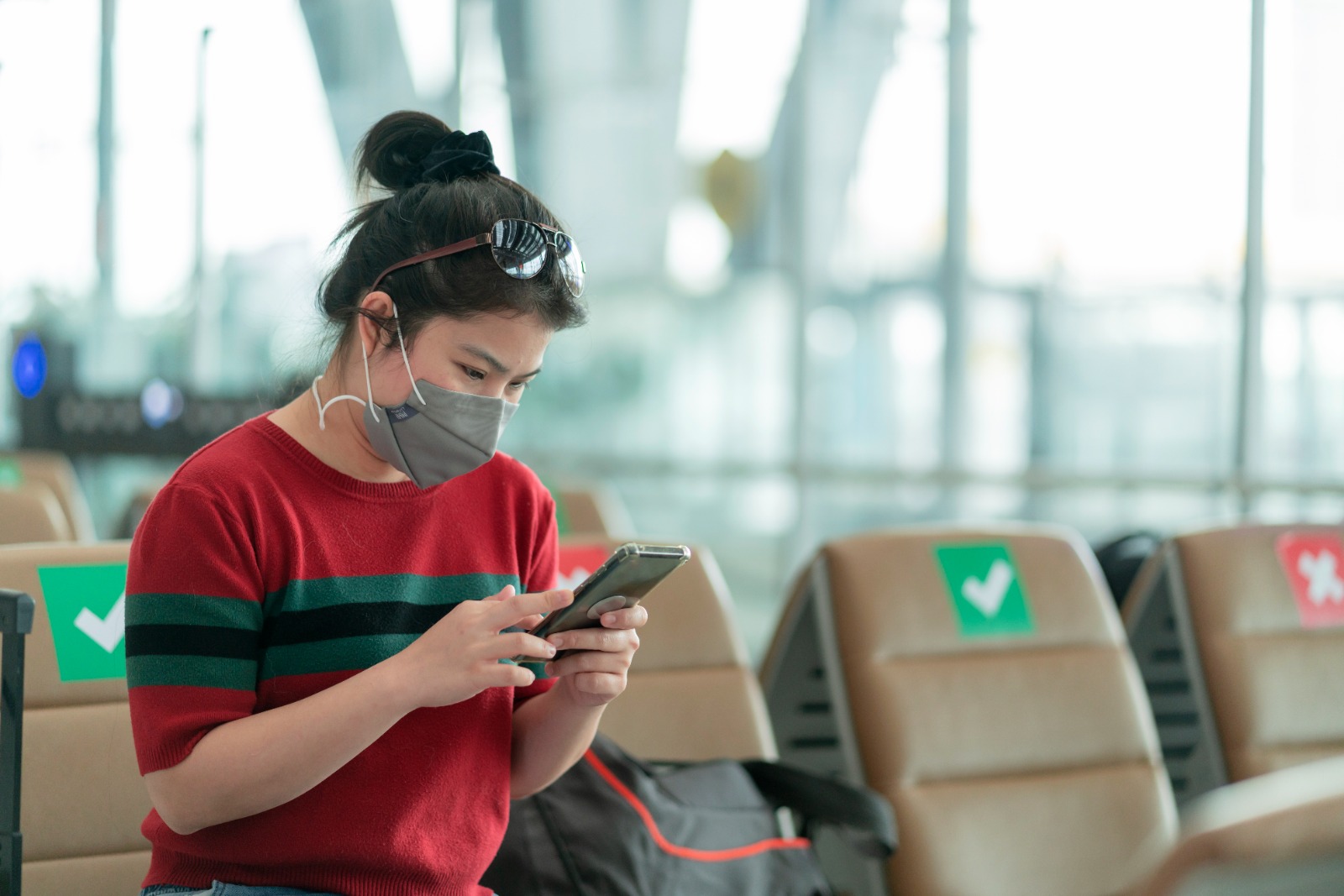 Tips hemat baterai saat travelling