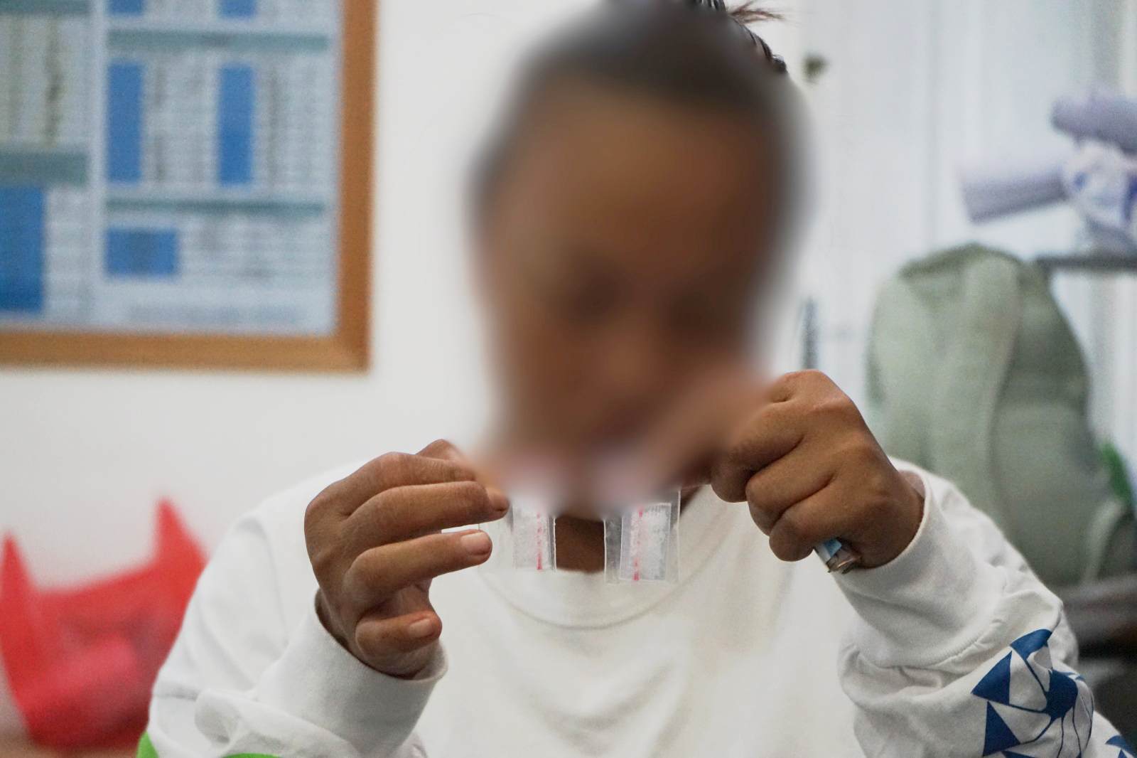 Petugas Rutan Palangka Raya memergogi perempuan hendak selundupkan sabu. RUTAN