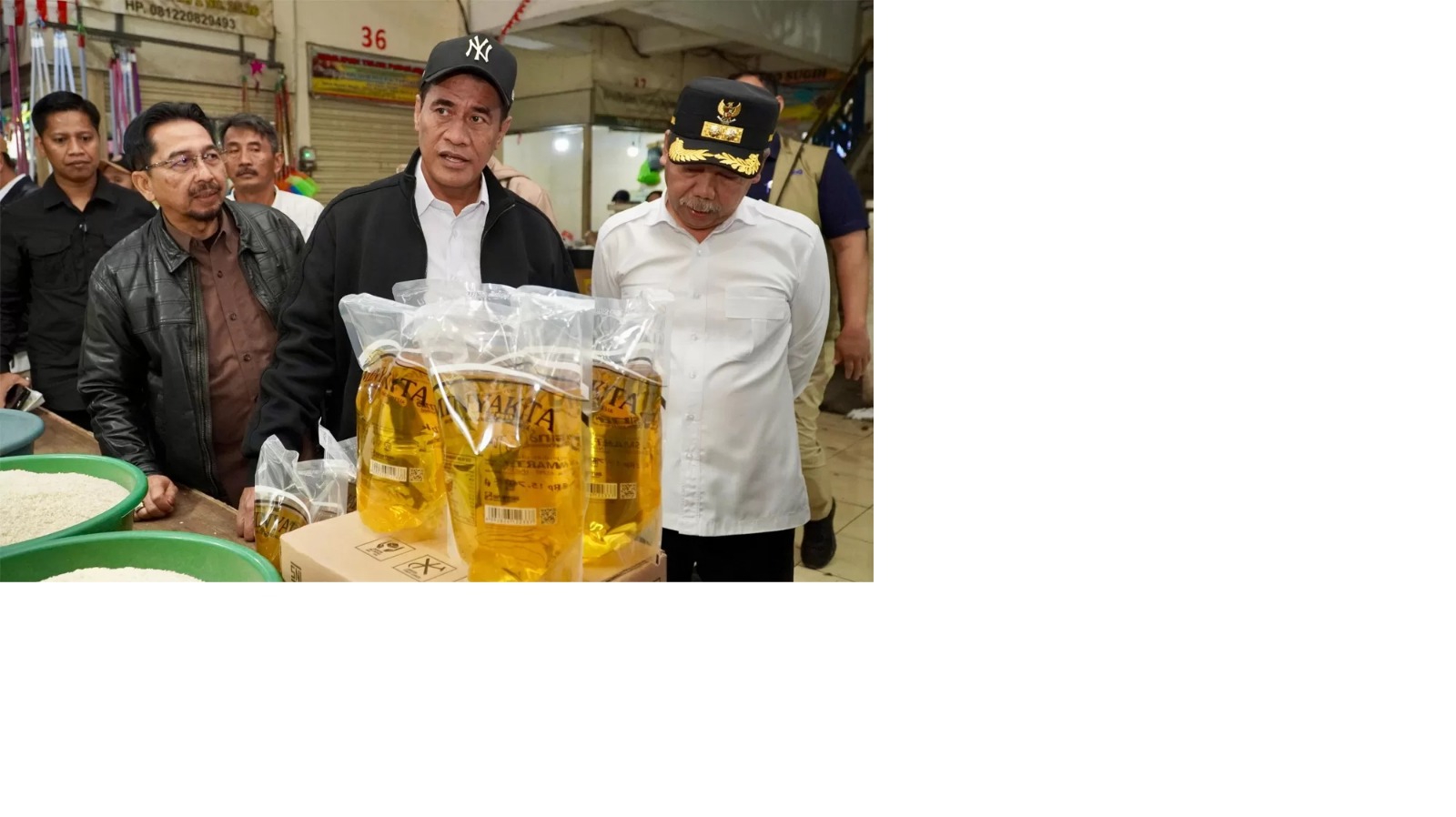 Kepala Badan Pangan Nasional (Bapanas) yang juga Menteri Pertanian Andi Amran Sulaiman melakukan inspeksi mendadak (sidak) ke Pasar Tagog Padalarang, Jawa Barat pada Rabu (28/1/2026).