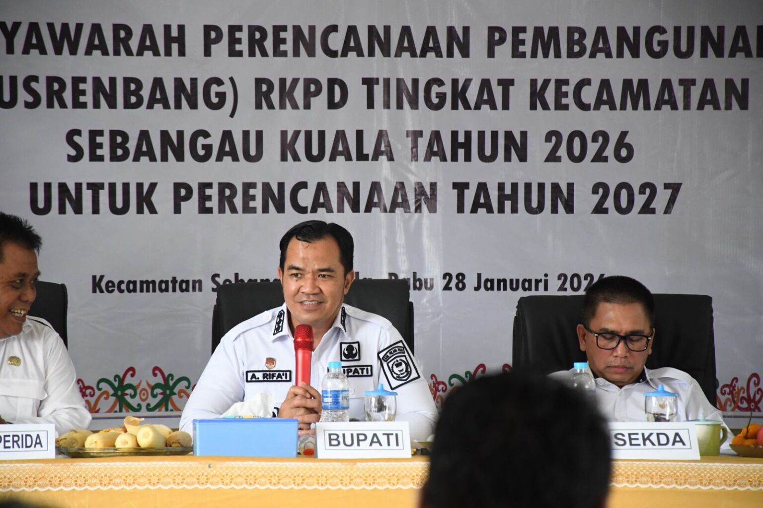 Bupati Pulang Pisau H Ahmad Rifa&rsquo;i saat Musrenbang Kecamatan Sebangau Kuala, Rabu (28/1).