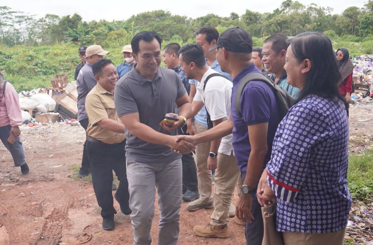 Bupati Pulang Pisau H Ahmad Rifa&rsquo;i saat ke TPA di Desa Gohong, Sabtu (31/1/2026). IST