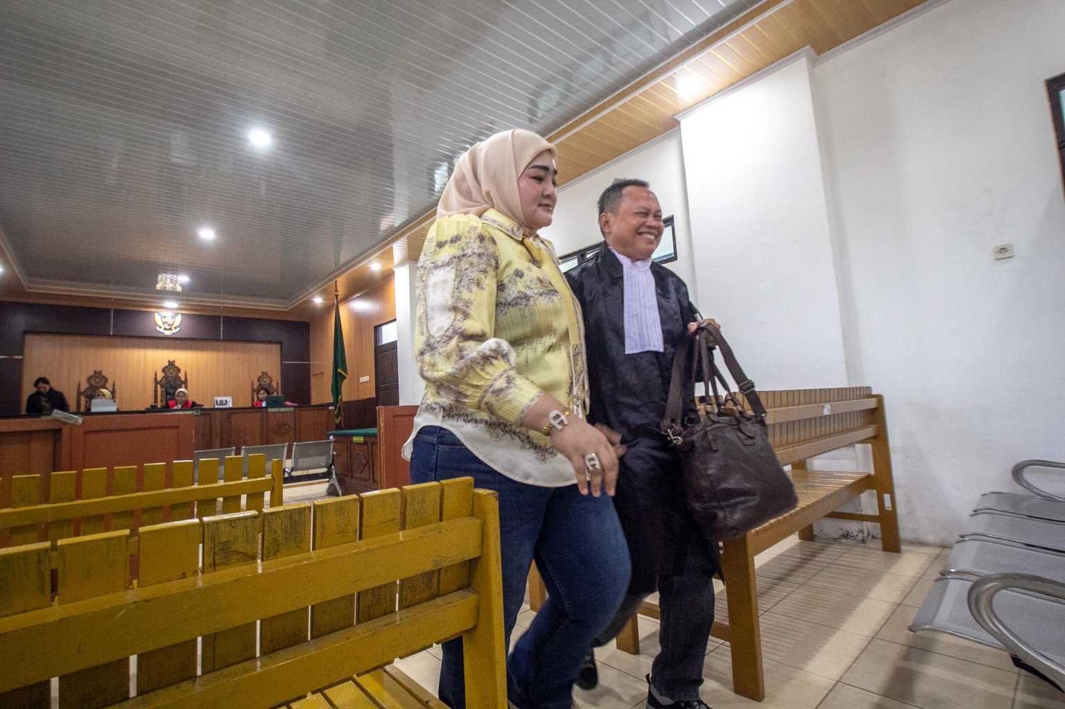 Zhezhe Galuh saat sidang, ia dituntut 4 bulan.ARIEF PRATHAMA/KALTENG POS