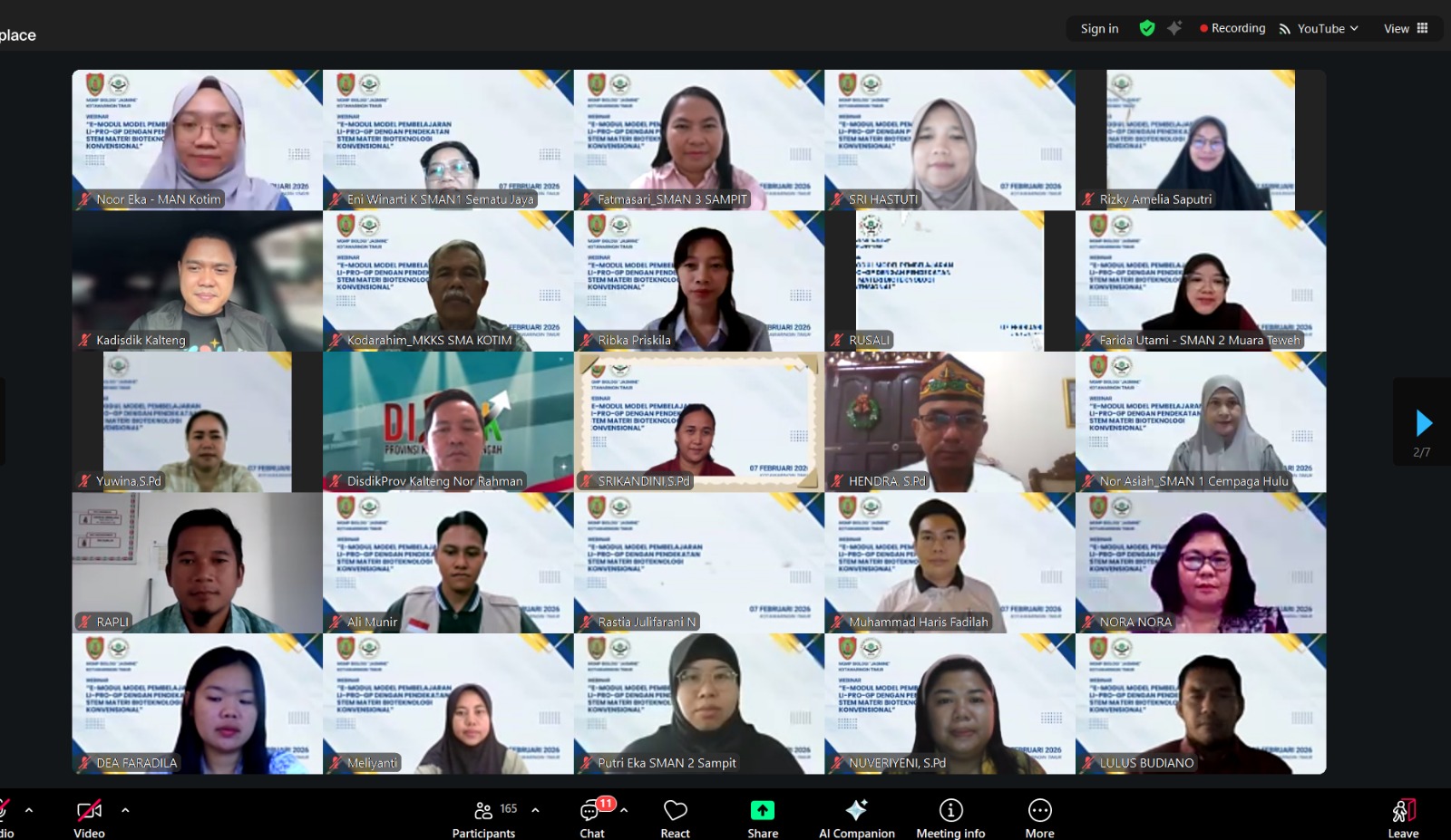 Para peserta mengikuti Webinar STEM Pendidikan Biologi.