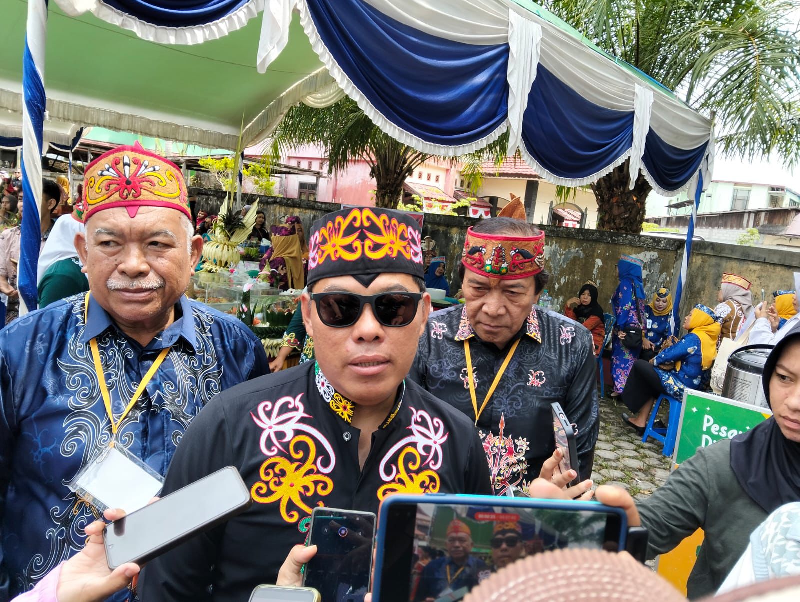 Ketua Harian DAD Kotim, Gahara mengomentari rencana film Tanah Dayak.MIFTAH/KALTENGPOS.JAWAPOS.COM