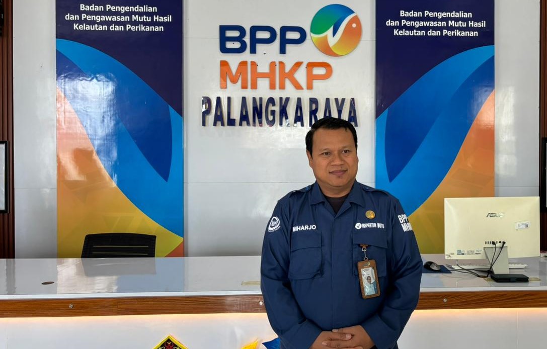 Kepala BPPPMHKP Palangka Raya Miharjo komentar soal ekspor perikanan.RIFQIKALTENG POS