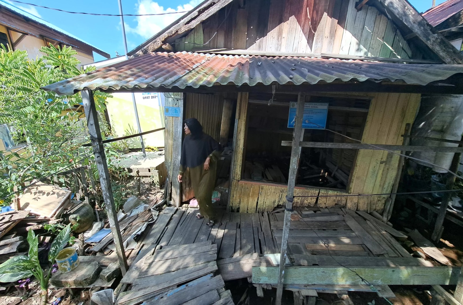 Kondisi rumah tidak layak huni( RTLH)