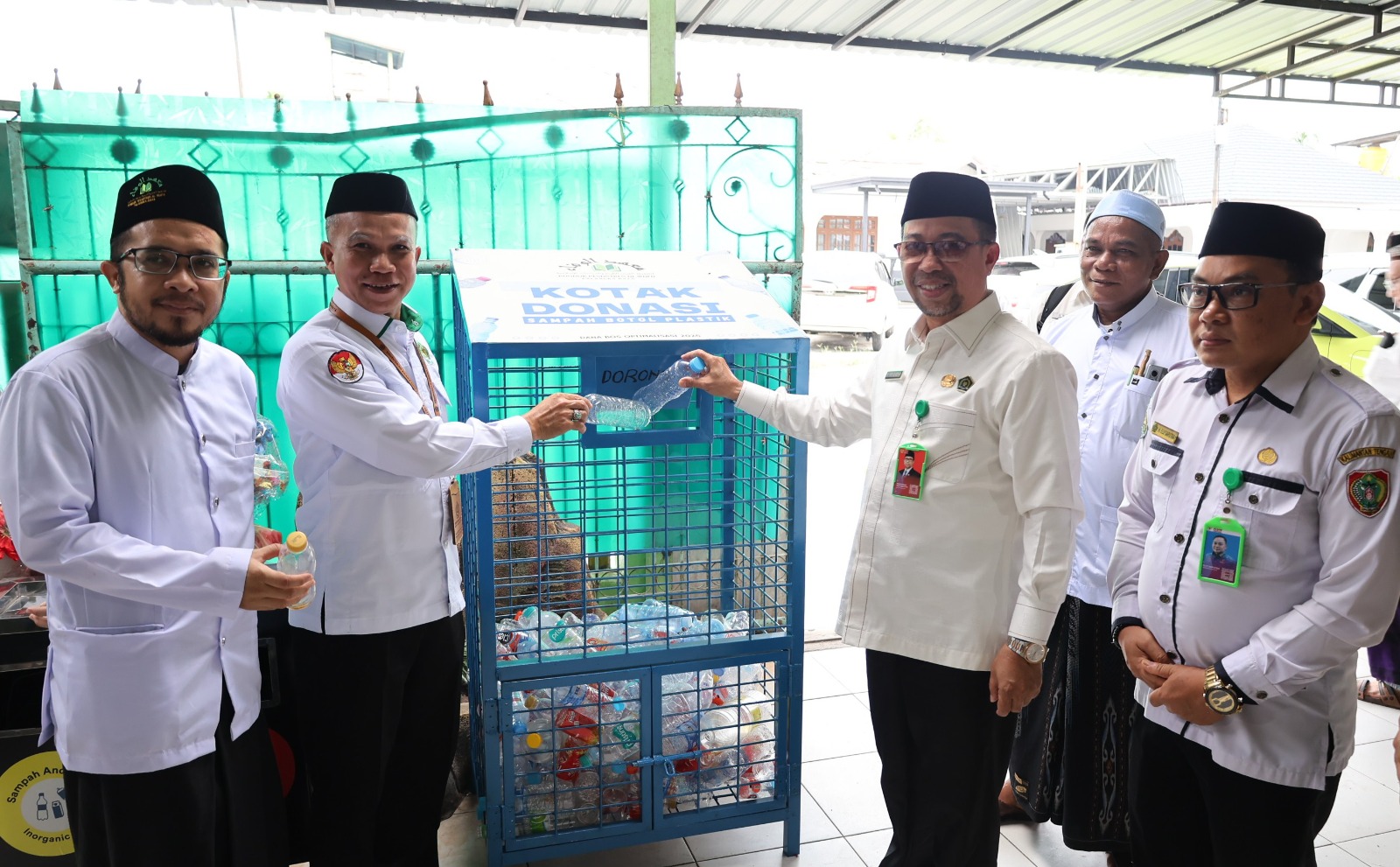 Program Ekoteologi Pesantren di Palangka Raya telah dilaunching oleh Kemenag Kalteng, salah satunya di Ponpes Al Wafa.HUMAS