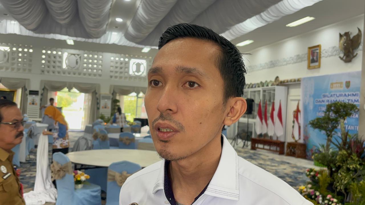 Kadiskominfosantik Kalteng, Rangga Lesmana soal perkembangan kartu huma betang sejahtera.RIFQI/KALTENG POS