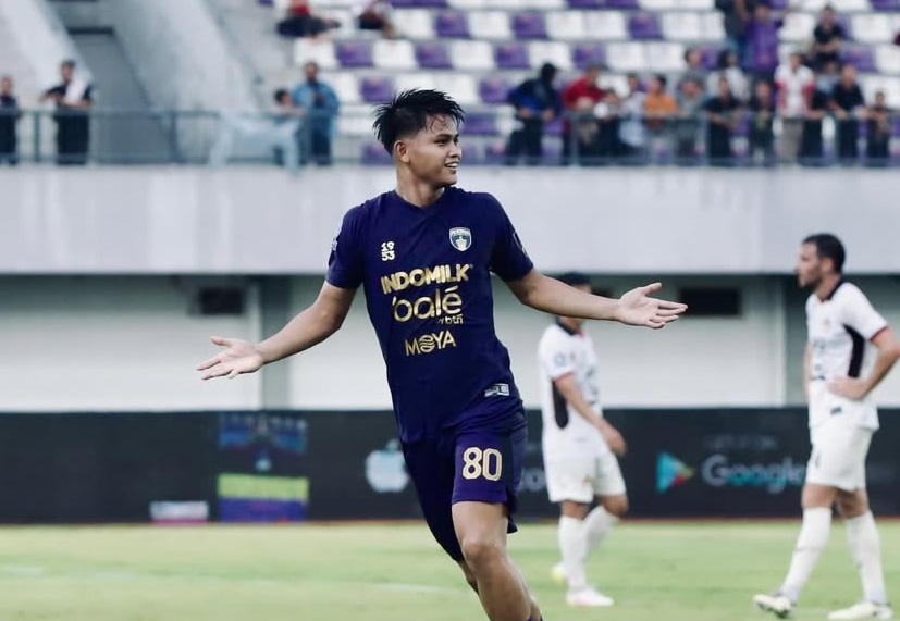 Hokky Caraka dipastikan absen membela Persita Tangerang saat timnya menjamu PSBS Biak di Indomilk Arena, Senin (16/2/2026) sore WIB. (Sumber: Instagram @hokkycaraka)