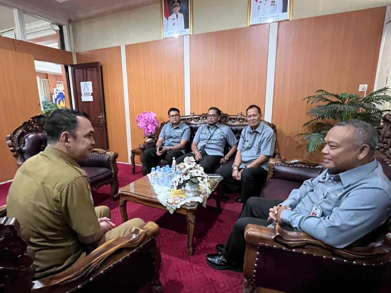 Pihak Kakanwil Kemenkum Kalteng kunjungan ke Kantor Disdik Kalteng.HUMAS