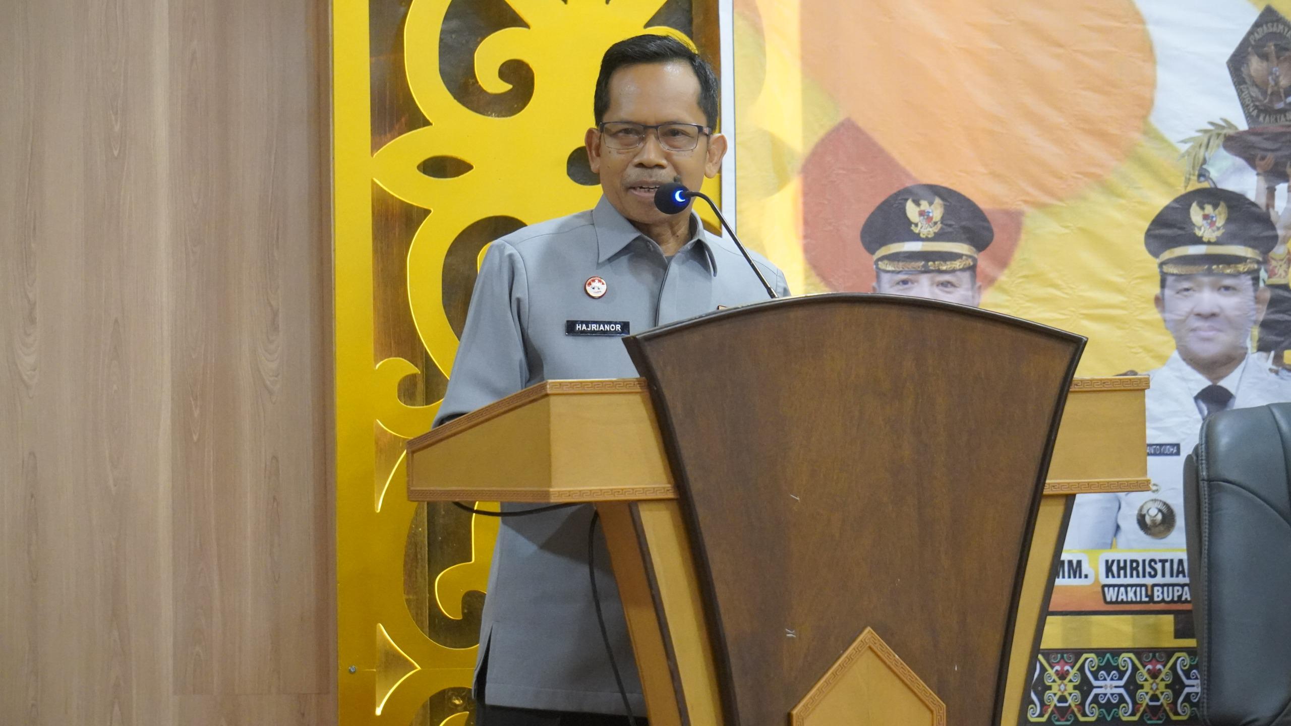 Kanwil Kemenkum Kalteng Hajrianor saat sambutan. HUMAS  