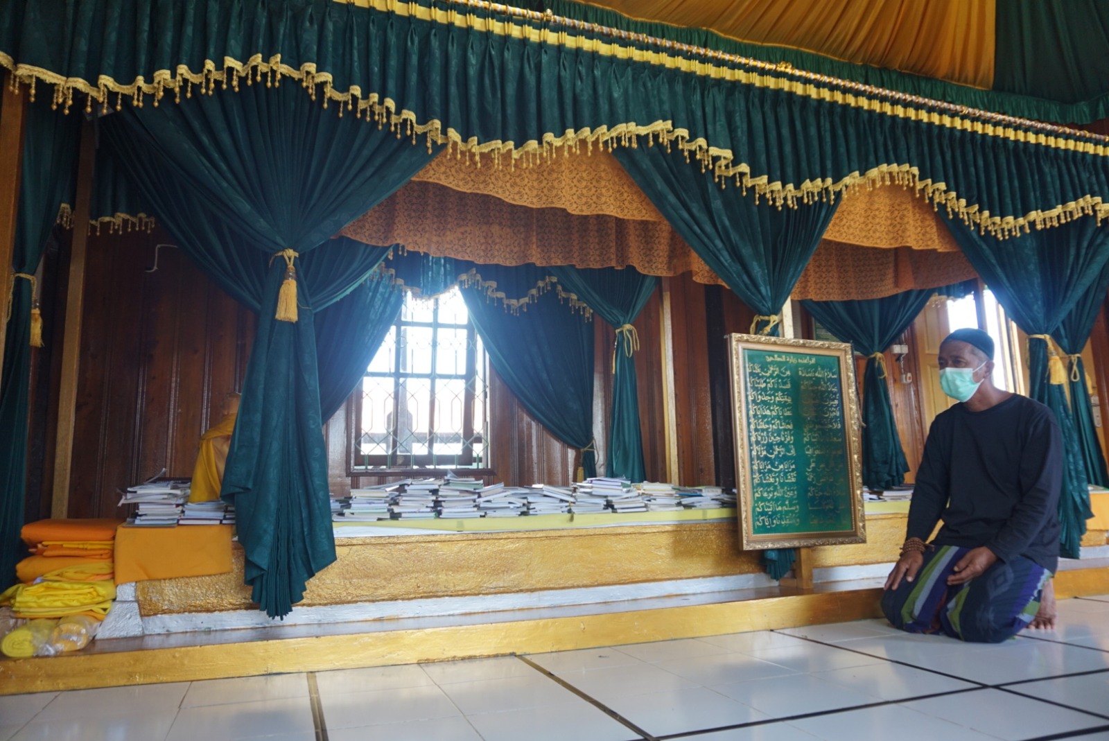 Makam Kiai Gede di Kotawaringin Barat tak pernah sepi pengunjungnya. DOK.KALTENG POS