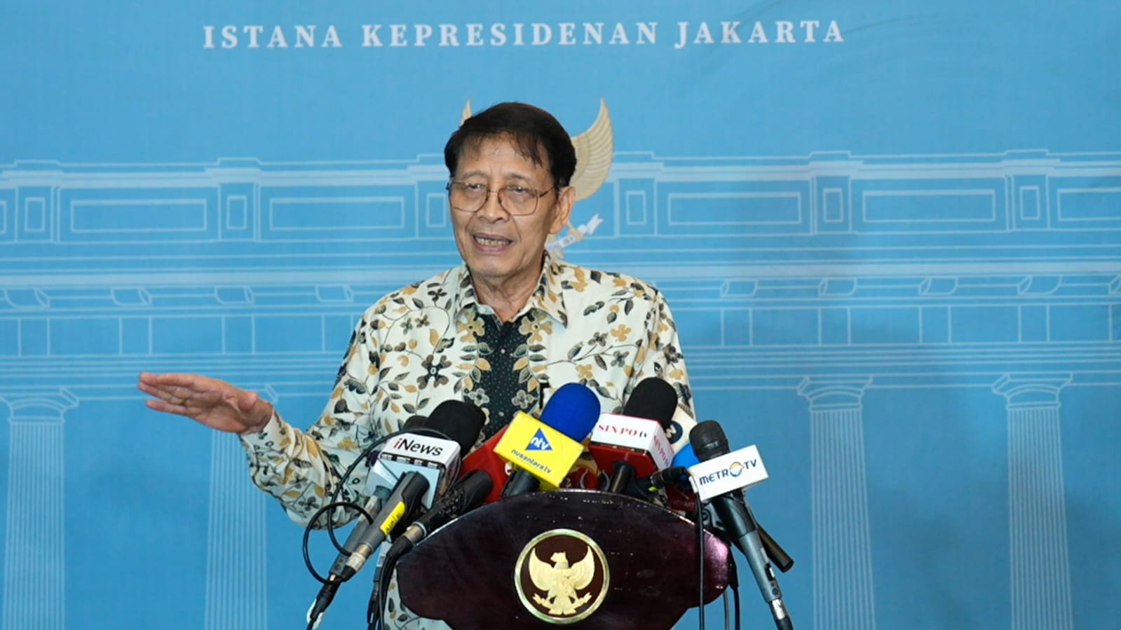 Eks Menlu RI, Hassan Wirajuda usai menghadiri pertemuan Presiden.SETPRES