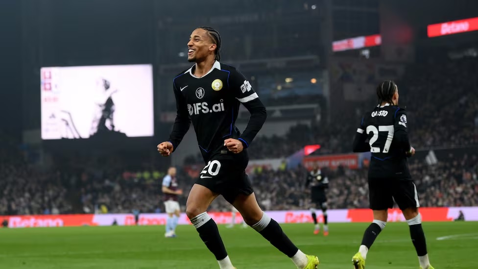 Striker Chelsea Joao Pedro tampil luar biasa dengan mencetak hattrick saat timnya membungkam Aston Villa, Kamis (5/3/2026) dini hari WIB. (Sumber: en.as.com)