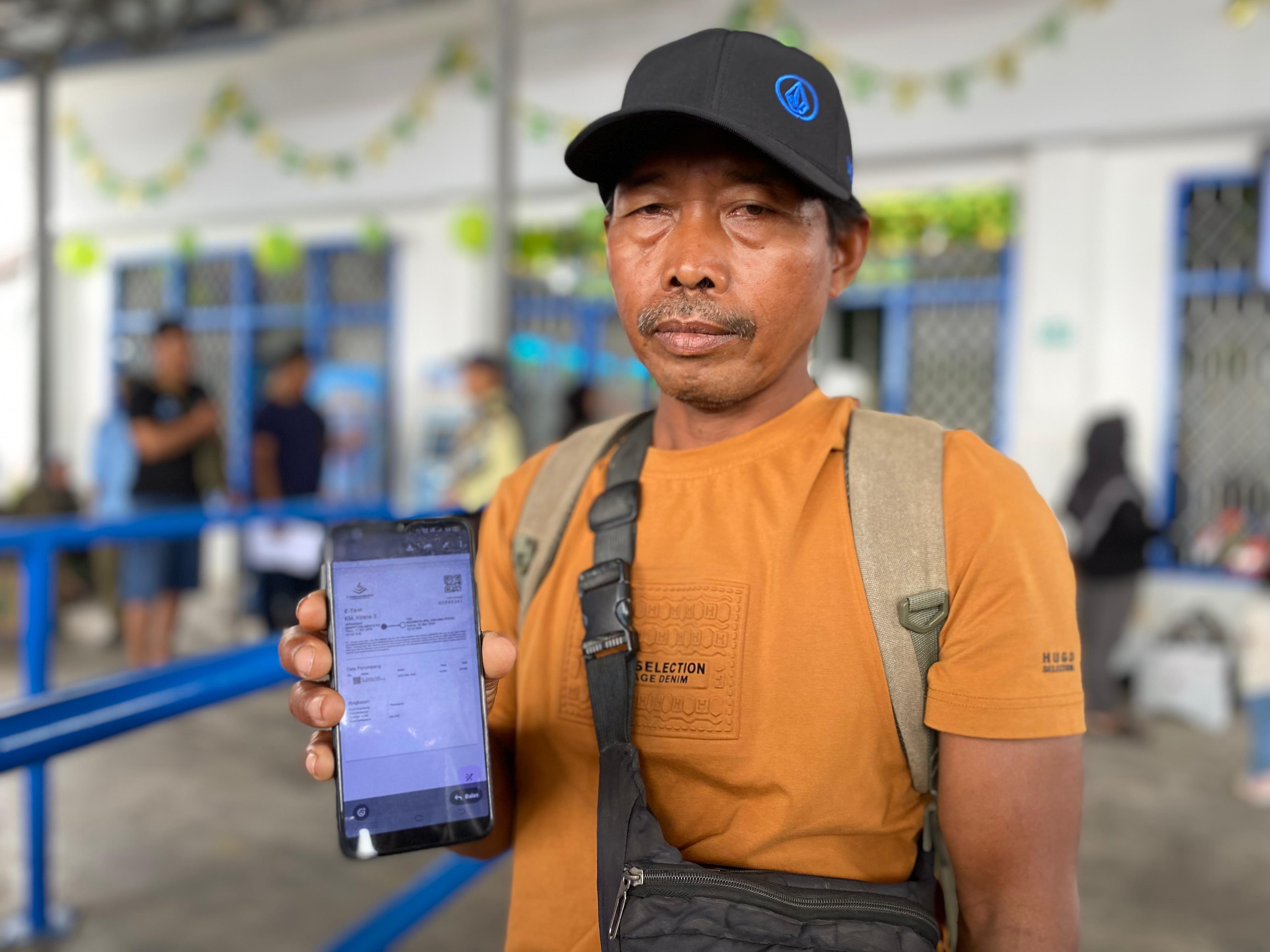 Zainal Arifin, korban tiket palsu. MIFTAH/KALTENGPOS.JAWAPOS.COM