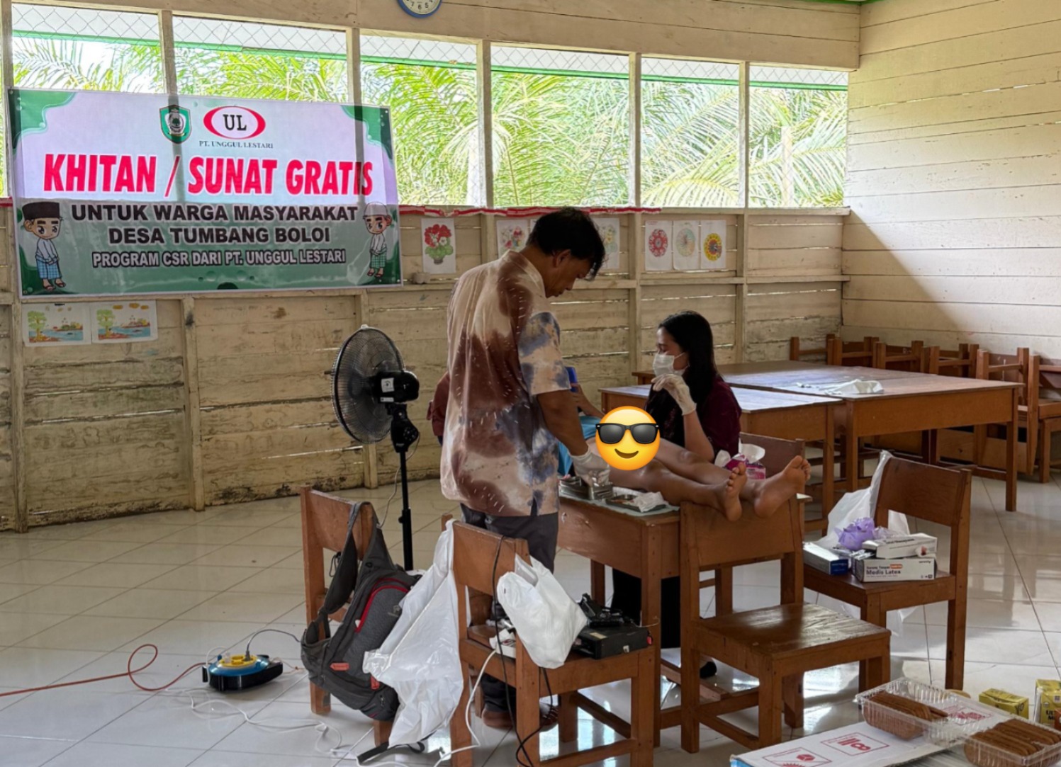 Khitan massal gratis yang digelar PT Unggul Lestari. HUMAS