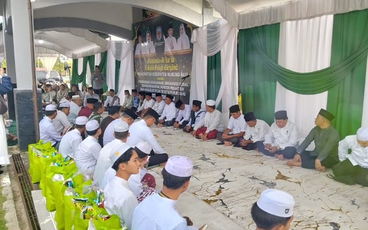 Pemkab Murung Raya melaksanakan buka puasa bersama di Rumah Jabatan Wakil Bupati Murung Raya, Kamis (12/3/2026).