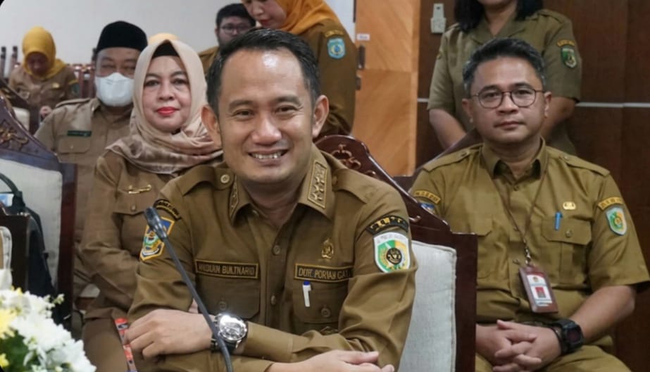 Wali Kota Palangka Raya, Fairid Naparin mengikuti giat Pemerintah Provinsi Kalteng, beberapa waktu lalu. ILHAM ROMADHONA/ KALTENG POS  