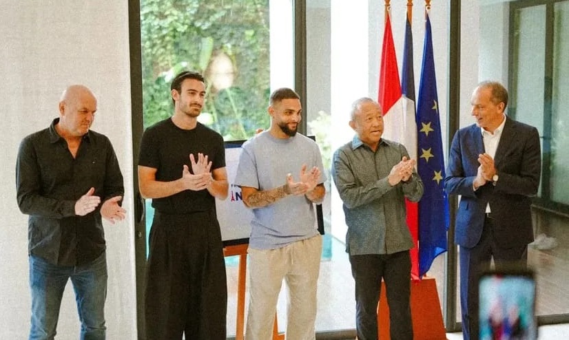 Persib Bandung menjalin kerja sama global dengan Kedutaan Prancis dalam rangka pengembangan klub dan industry olahraga. (Sumber: Instagram @persibtalk)