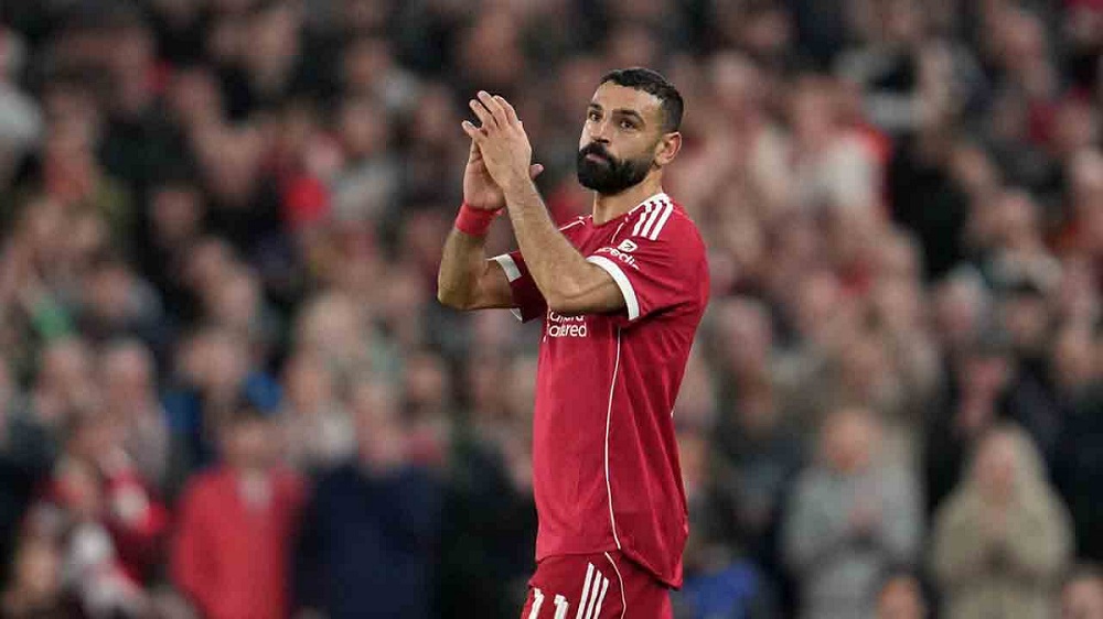 Striker Liverpool, Mohamed Salah, akhirnya mengumumkan keputusannya untuk meninggalkan Anfield pada akhir musim ini setelah 9 tahun berseragam The Reds. (Sumber: Jon Super/AP)