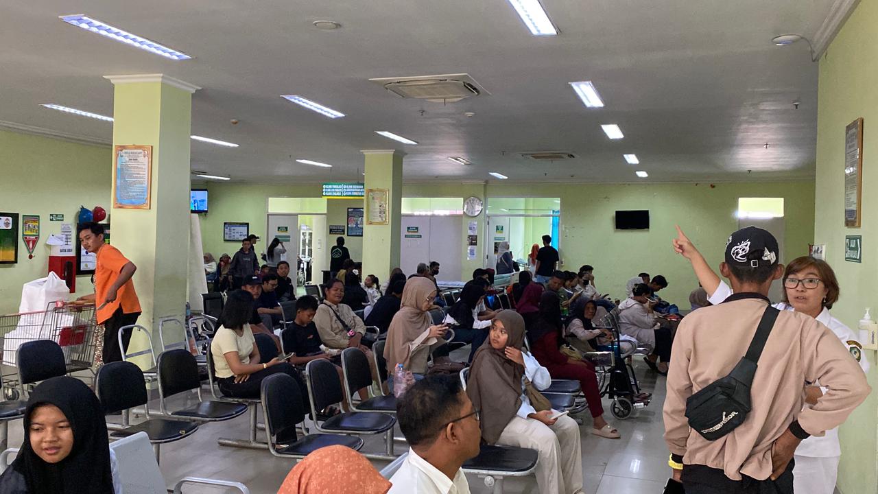 Kunjungan di RSUD dr Murjani. MIFTAH/KALTENGPOS.JAWAPOS.COM