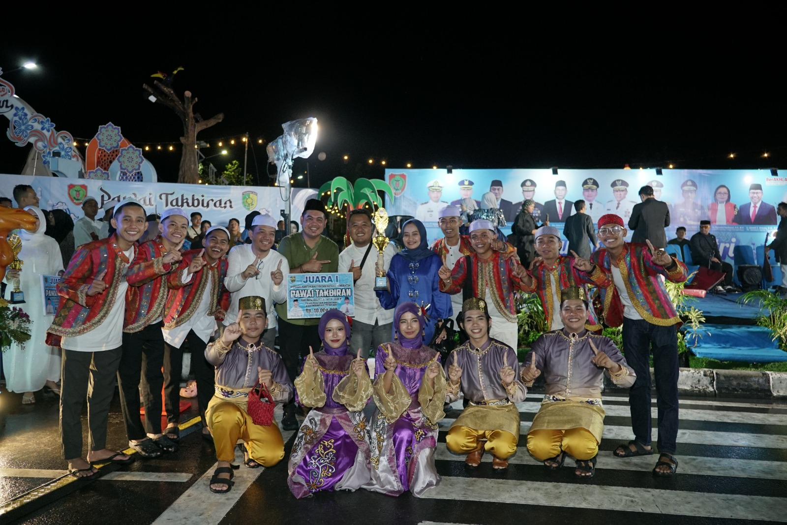 Tim Bank Kalteng saat mengikuti Pawai Takbiran Hari Raya Idulfitri 1447 Hijriah tingkat Provinsi Kalimantan Tengah.