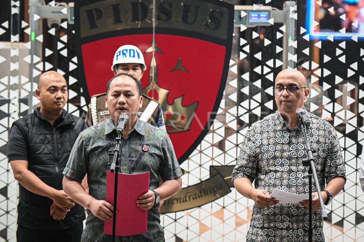 Direktur Penyidikan Jampidsus, Syarief Sulaeman Nahdi, dalam jumpa pers Sabtu (28/3/2026). ANTARA
