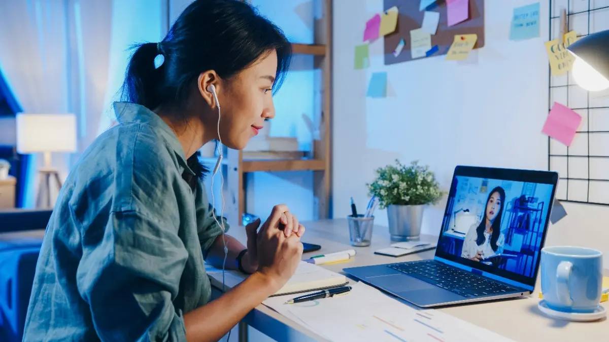 Ilustrasi work from home (WFH)