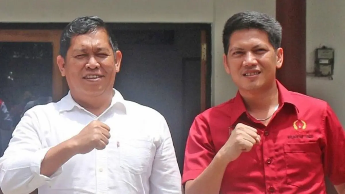 Ketua KONI Kalteng Rahmat Hidayat, didampingi Wakil Bendahara, Rio Kriswana.