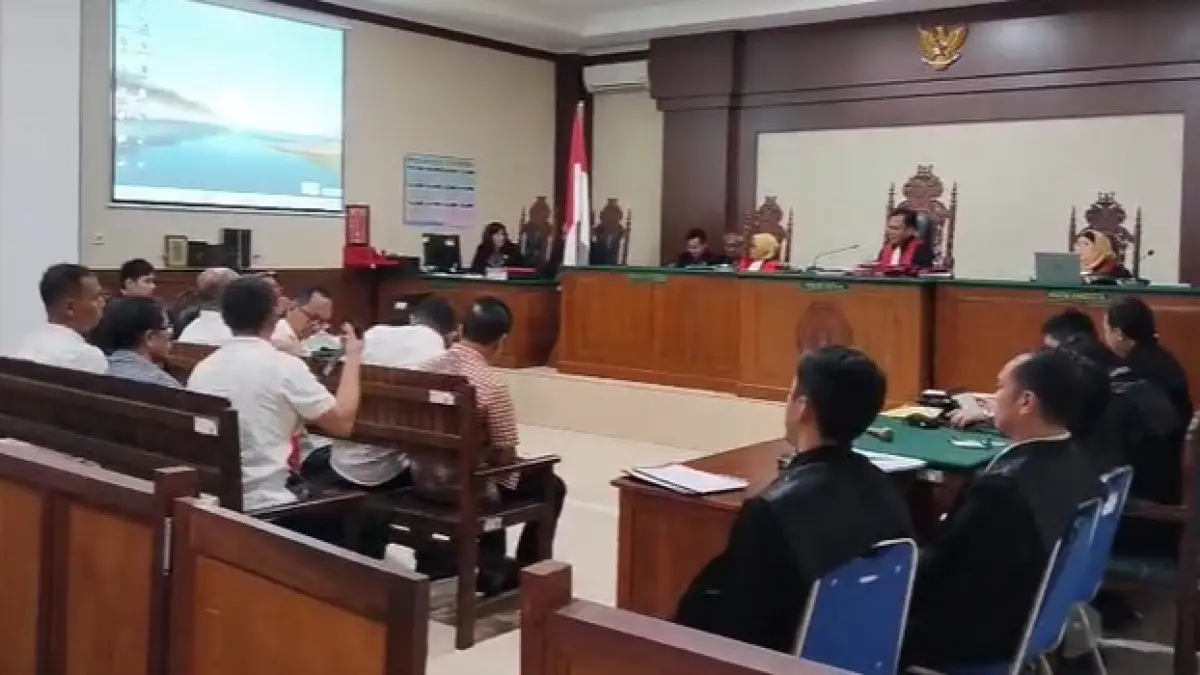 7 terdakwa sidang di Pengadilan Tipikor Palangka Raya. AGUS JAYA/KALTENG POS