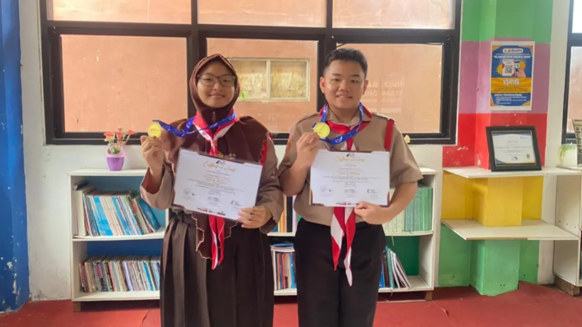 Faddel Alief Al Rizki (kanan) dan Kenzie Astagina Khairunnisa Mahestri(kiri). FITRI SHAFA KAMILA/KALTENG POS