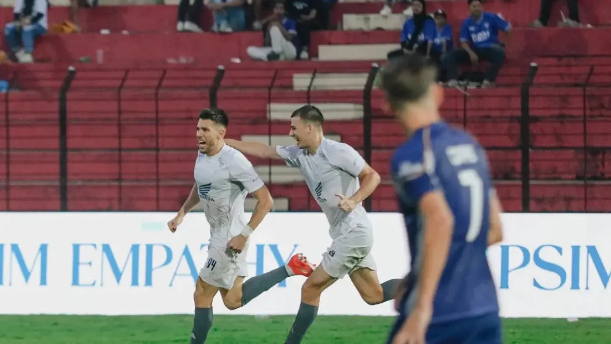 Dusan Lagator cetak gol ke gawang PSIM.Instagram/PSM