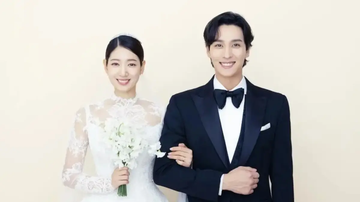 Pasangan Park Shin Hye dan Choi Tae Joon siap sambut kehadiran anak kedua. SOOMPI