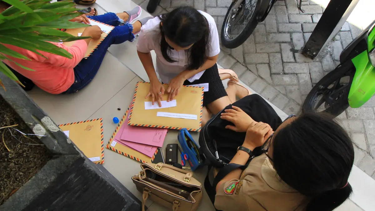 Pelamar CPNS mempersiapkan berkas. Jangan salah pilih instansi.dok kaltengpos.jawapos.com