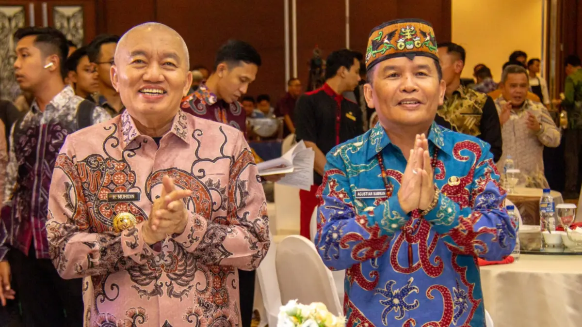 Gubernur Muhidin dan Agustiar Sabran saat bersilaturahmi.Arief Prathama/Kalteng Pos