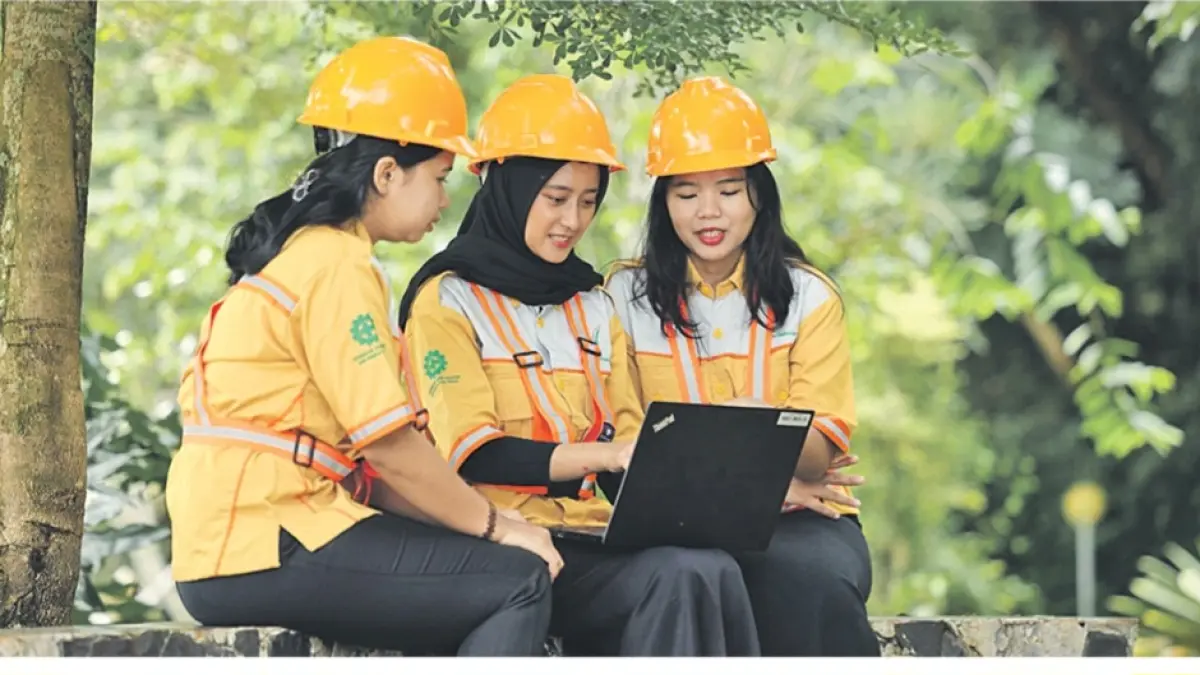 Pegawai perempuan di lingkungan Bumitama Gunajaya Agro.Humas