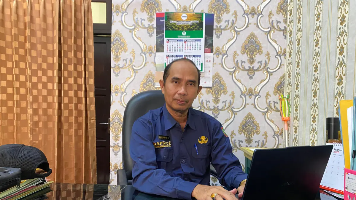 Kepala UPT PPD Samsat Kotim, Rachman soal bayar pajak tanpa bawa KTP pemilik lama.