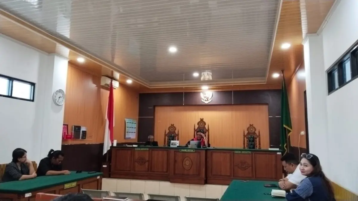 Suasana sidang praperadilan Prof Yetrie di Pengadilan Negeri Palangka Raya, Jumat (24/4/2026).