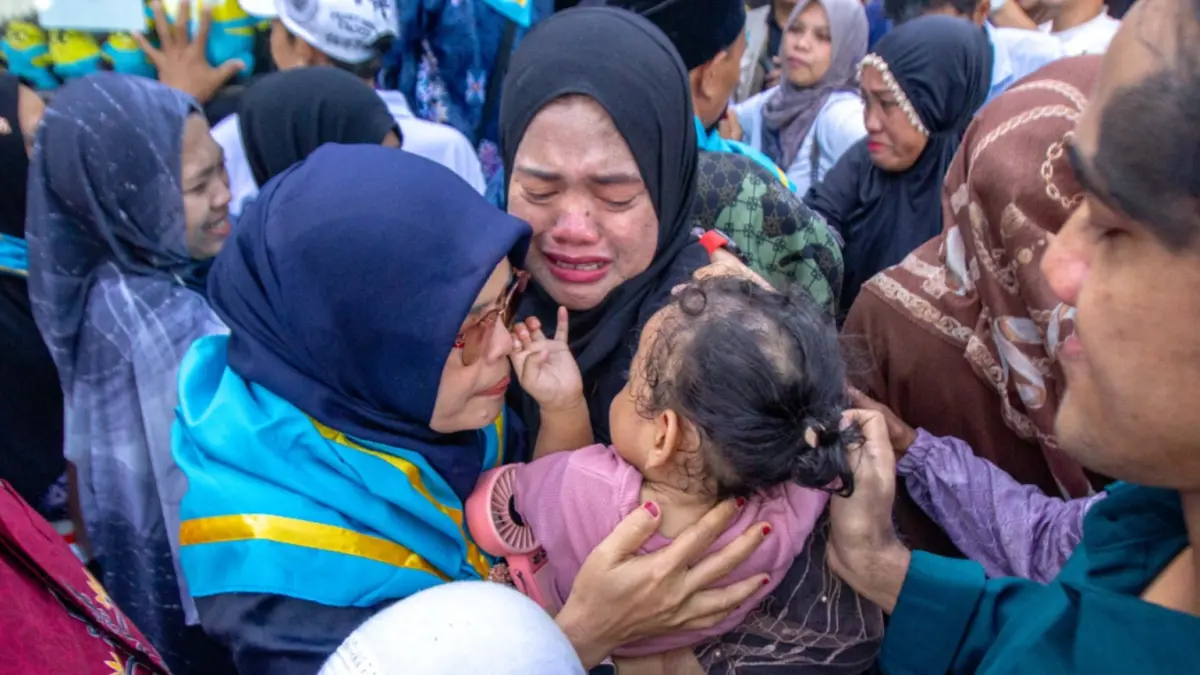 Jemaah haji Palangka Raya dilepas keluarganya. Arief Prathama/kaltengpos.jawapos.com