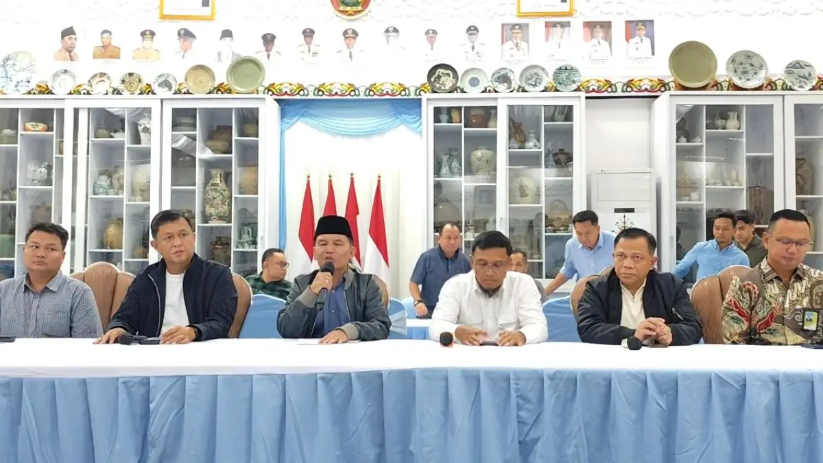 Gubernur Kalimantan Tengah, H Agustiar Sabran kembali memimpin rilis soal BBM di Kalteng.Arief Prathama/Kalteng Pos
