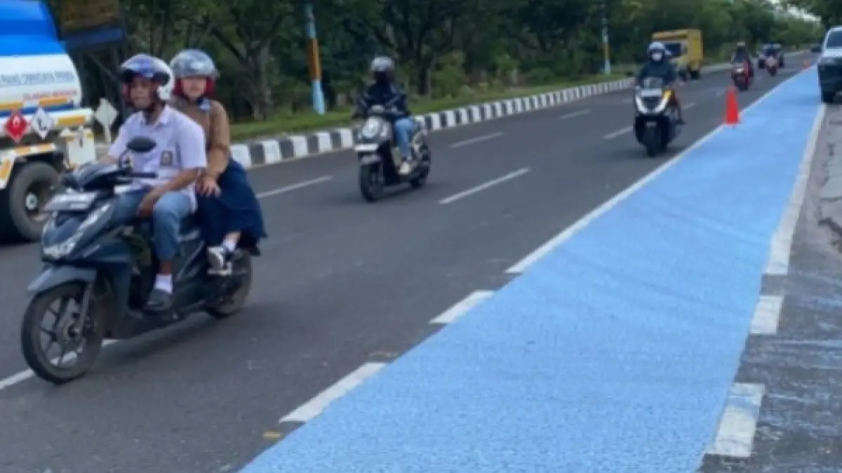 Jalur sepeda yang ada di Jalan RTA. Milono, Palangka Raya. Anandri/KPG