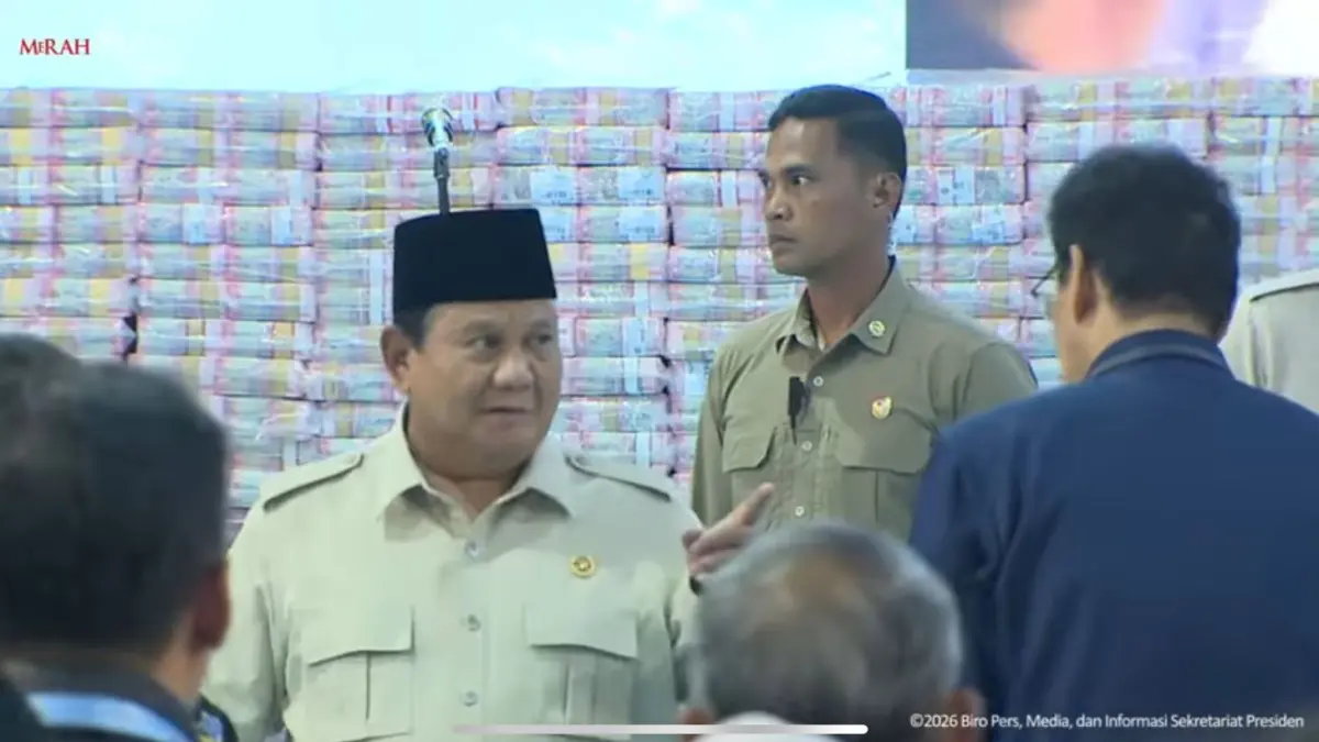  Presiden RI Prabowo Subianto menyoroti lambannya proses perizinan investasi 