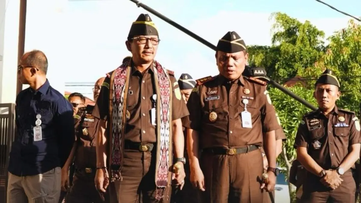 Kajati Kalteng Nurcahyo Jungkung Madyo SH MH melakukan kunker ke Kantor Kejari Kotawaringin Timur. Penkum