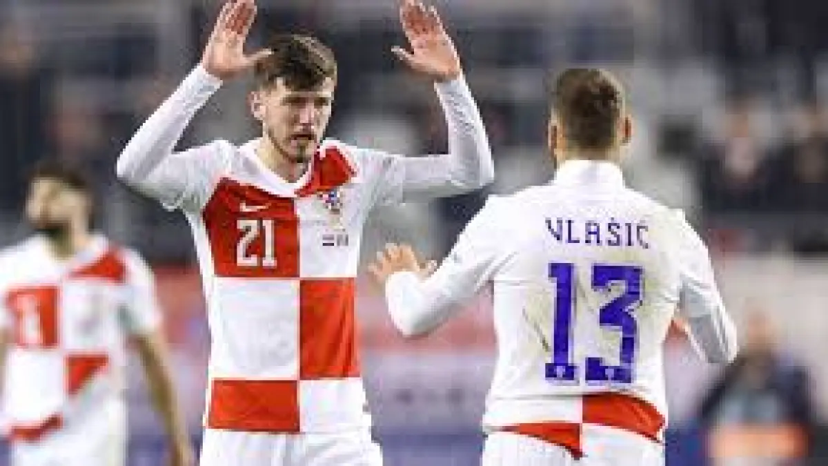  Petar Sucic menjadi salah satu wajah baru.Fodmopdotcom
